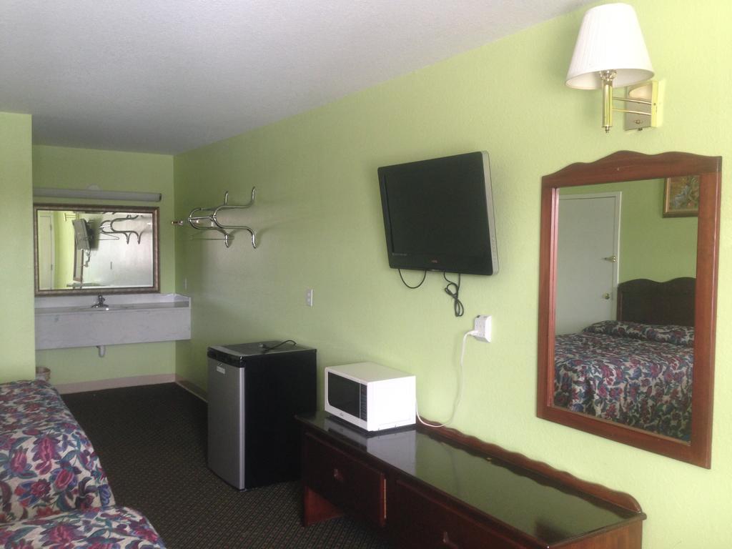 Budget Inn Donalsonville Экстерьер фото